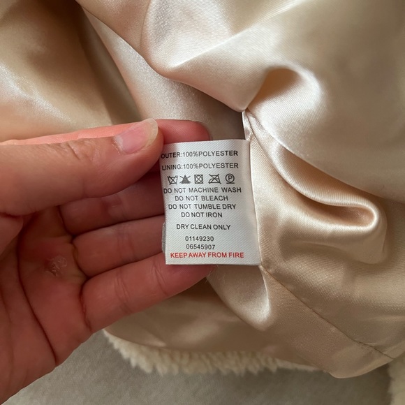 Barney's Originals Coat in Teddy Faux Fur - Picture 3 of 6